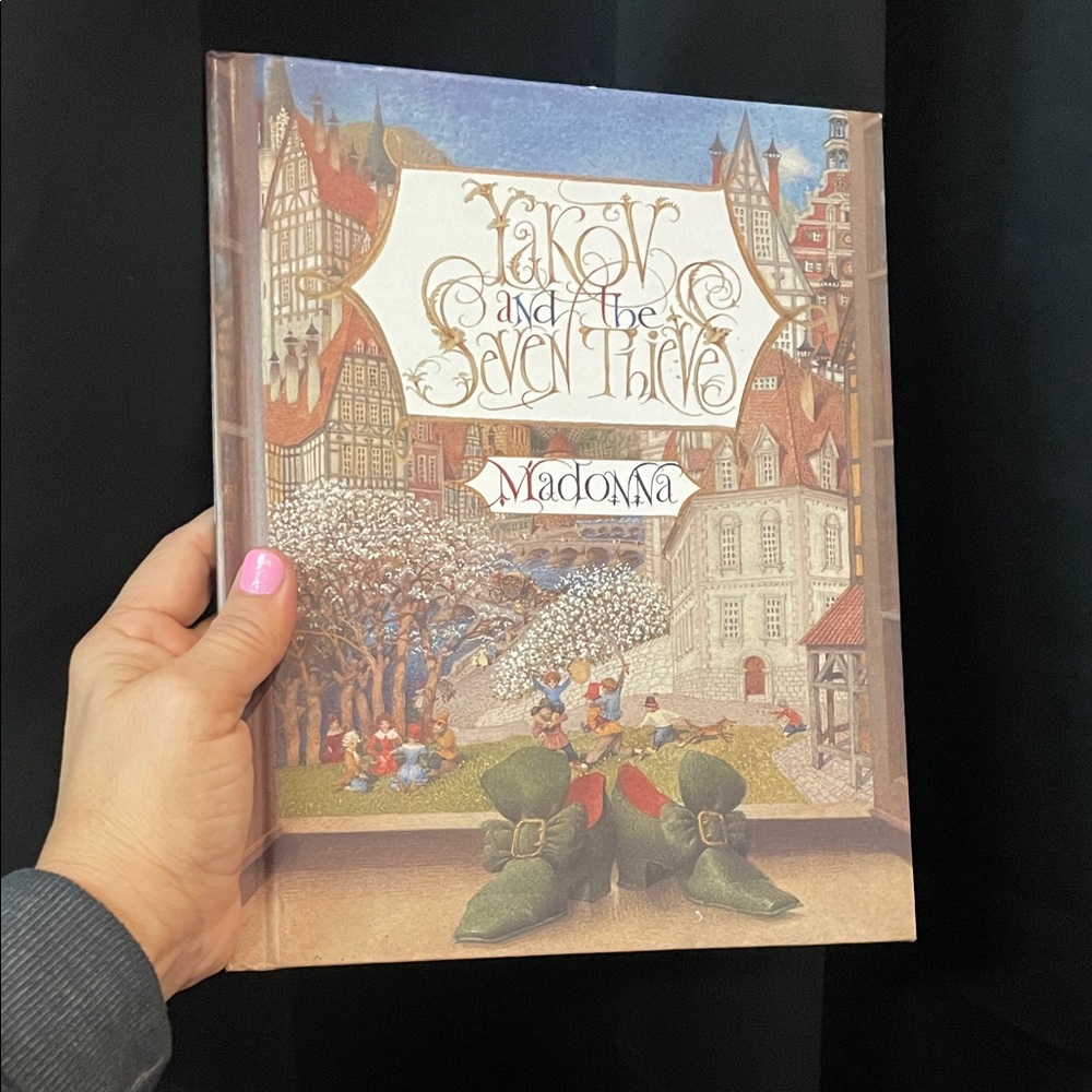 FIRST EDITION 2004 Yakov and the Seven Thieves Hardcover Book by Madonna EUC